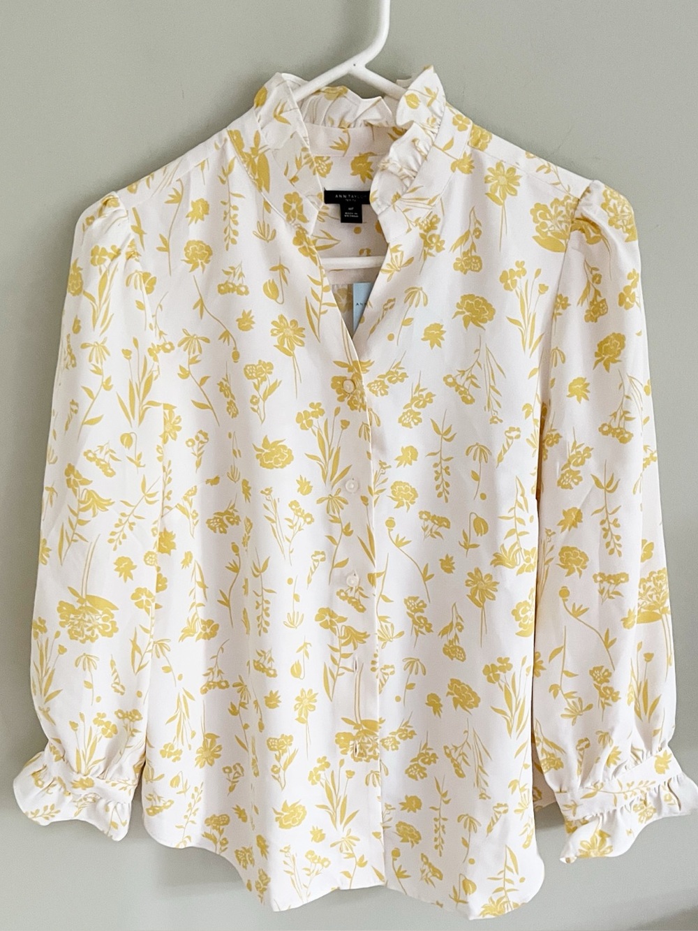 Ann Taylor yellow floral ruffle neck blouse MP